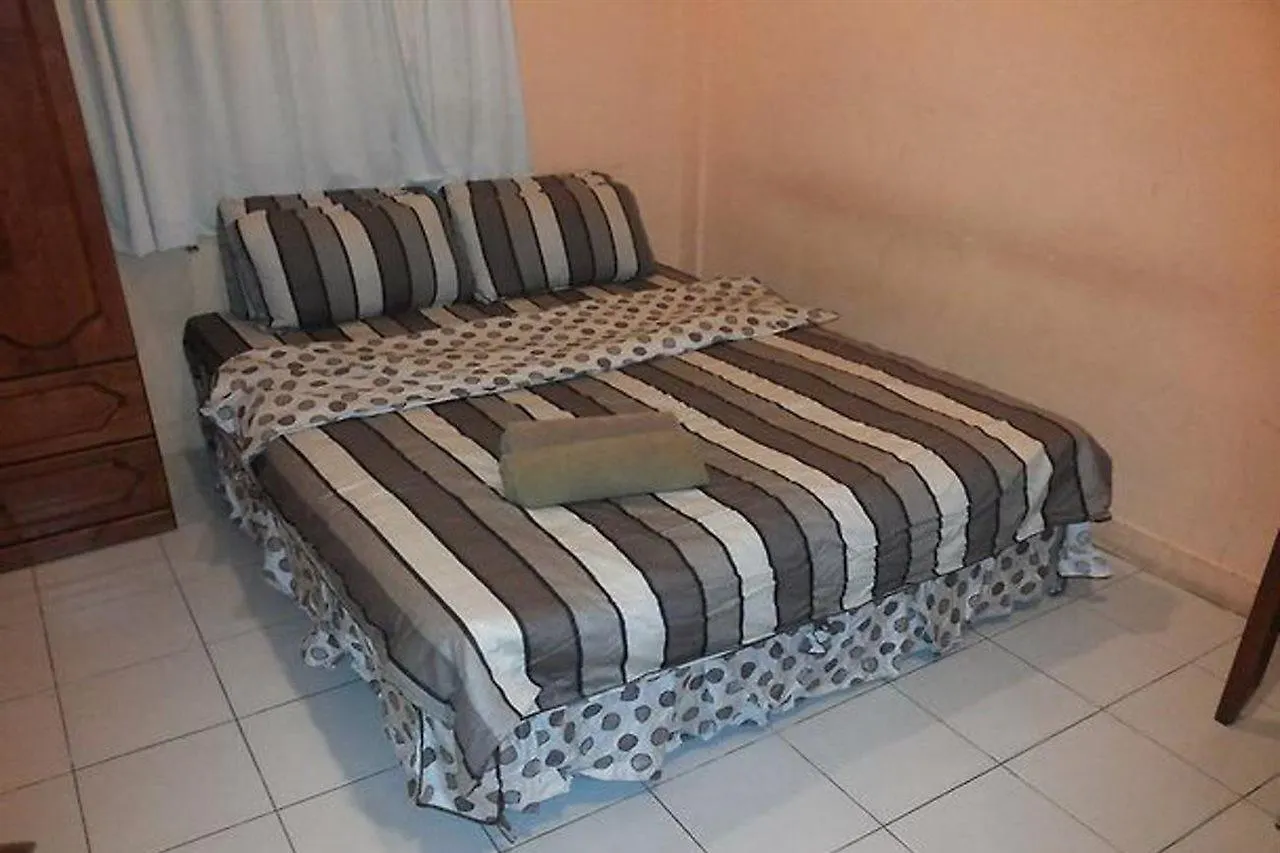 Green View Motel Kampong Sembulan Hotel